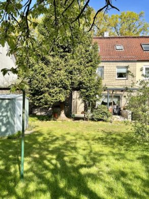 Reihenendhaus mit schönem Garten in Schinkel-Ost - Wohnen in der Stadt...