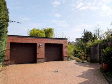 Bild - Solides und gepflegtes Zweifamilienhaus mit ausgebautem Dachgeschoss in Hasbergen