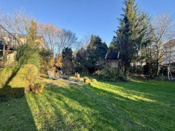 Ein Gartenparadies für die ganze Familie... - Toplage Weststadt- geräumiges Ein-/ Zweifamilienhaus mit großem Grundstück