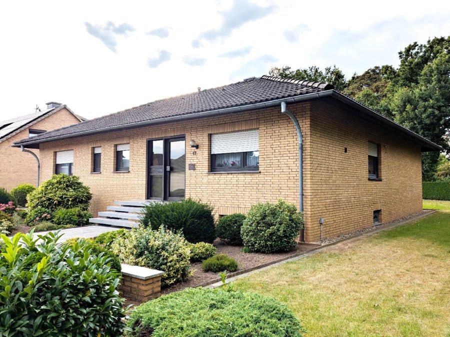 Alles auf einer Ebene: Bungalow in Hasbergen, 49205 Hasbergen