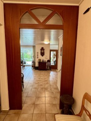 Blick ins Wohnzimmer - Nähe Lotter Straße: ETW mit Terrasse, Garten und Garage