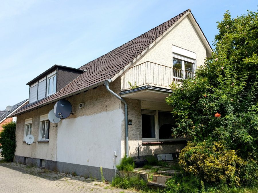 Sanierungsbedürftiges Wohnhaus in beliebter Lage in der Wüste, 49080 Osnabrück