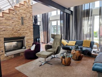 Bild - Repräsentatives Einfamilienhaus mit luxuriöser Ausstattung