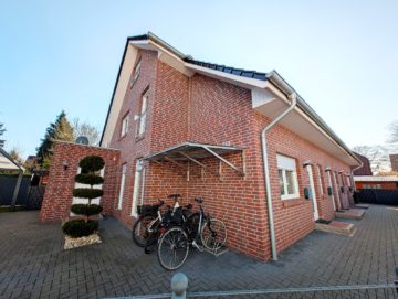 Bild - Modernes MFH mit 4 Wohneinheiten, überdachtem Carport und Eigentumsgrundstück