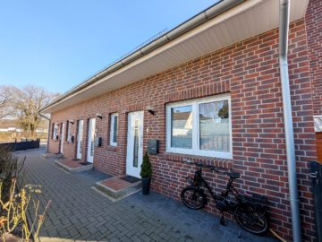 Bild - Modernes MFH mit 4 Wohneinheiten, überdachtem Carport und Eigentumsgrundstück