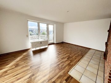 Bild - In Rulle- helle 3-ZKB-Wohnung mit Balkon, EBK, Kamin und Stellplatz