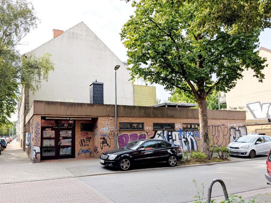 Seltene Kaufgelegenheit in der Wüste: Grundstück mit eingeschossiger Gewerbefläche, 49080 Osnabrück