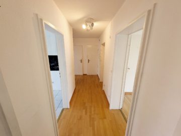 Bild - Geräumige 3-Zimmer-Wohnung in der Weststadt