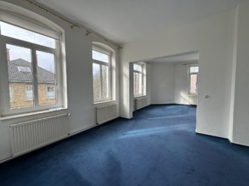 Herzlich Willkommen im Herzstück der Wohnung - dem großen Wohn-Essbereich - Toplage direkt am Jahnplatz- ETW mit Charme und Stellplatz