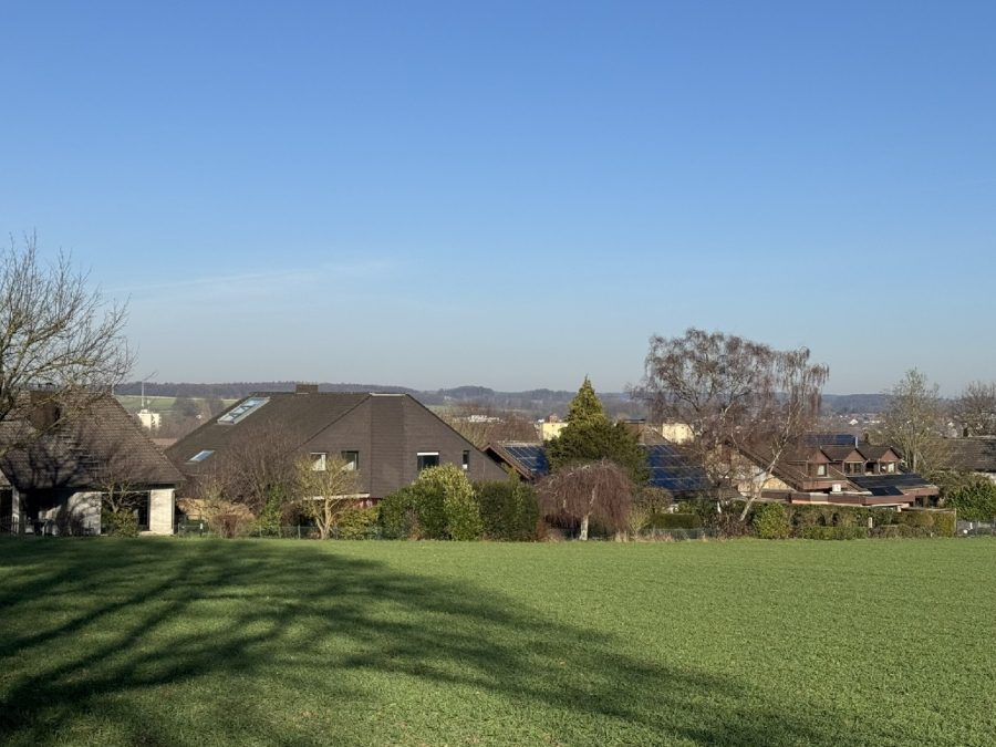 Großzügiges Wohnhaus mit ELW in bester Feldrandlage von Belm, 49191 Belm