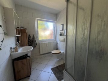 Bild - Gepflegtes 6-Familienhaus mit netter Mieterstruktur