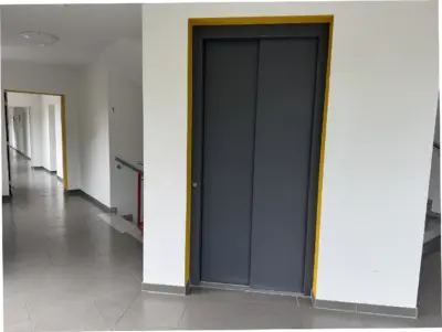 Fahrstuhl bis in die Tiefgarage