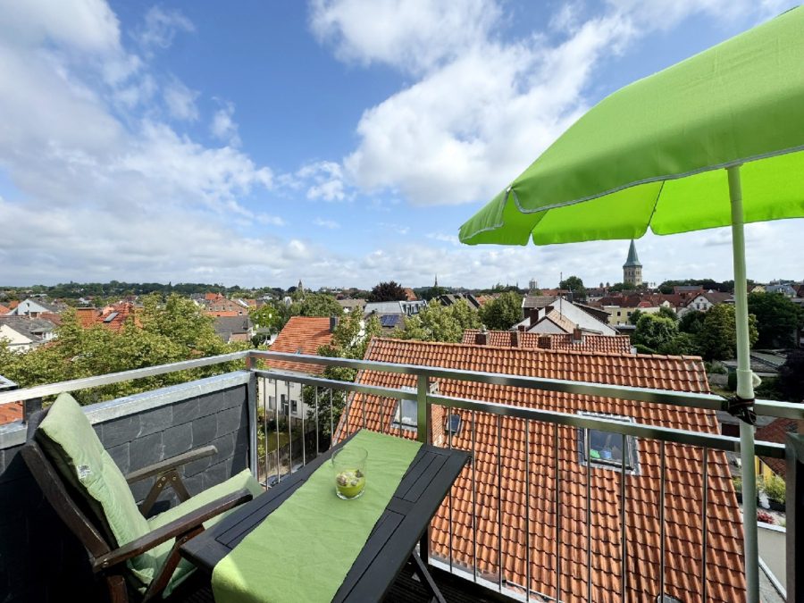 Schöne 4-Zimmer-Maisonettewohnung mit Balkon über den Dächern der Wüste, 49080 Osnabrück