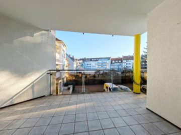 Bild - Geräumige 4-Zi.-Wohnung mit Tiefgaragenstellplatz