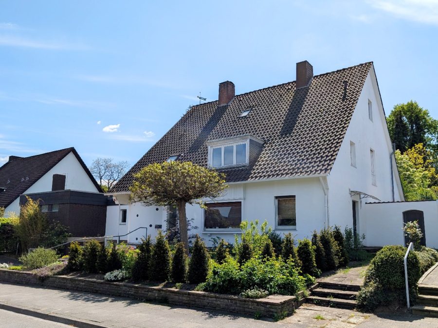 Charmantes und repräsentatives Einfamilienhaus auf großem Grundstück, 49078 Osnabrück