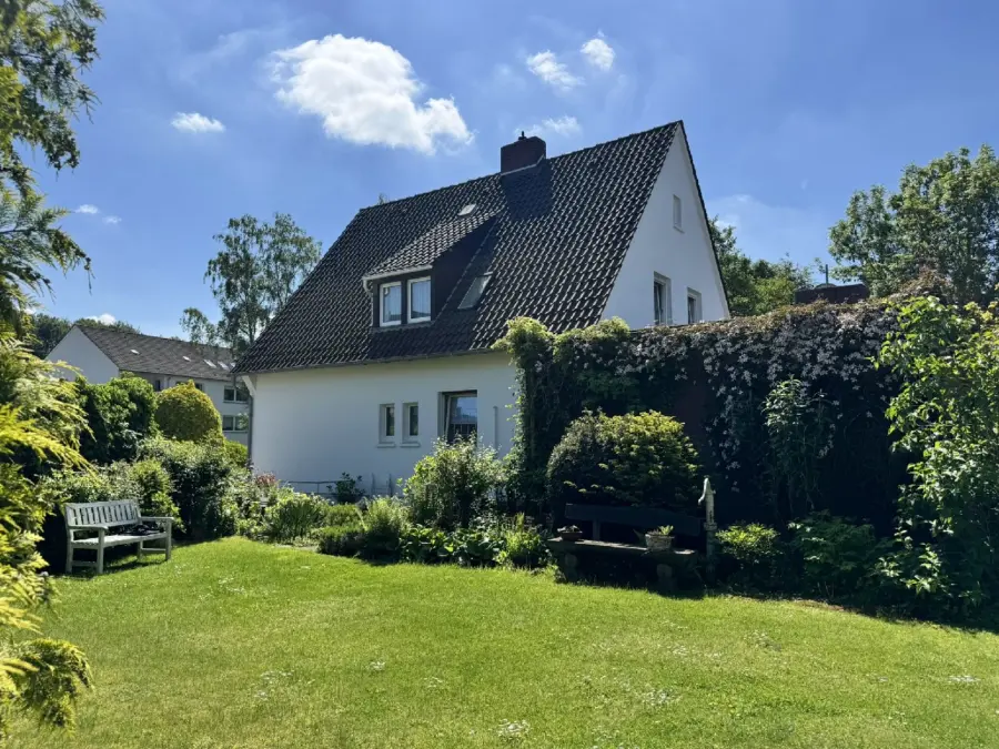 Ideal für Familien: Charmantes EFH in bevorzugter Lage am Belmer Ententeich Park, 49191 Belm