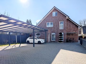 Bild - Modernes MFH mit 4 Wohneinheiten, überdachtem Carport und Eigentumsgrundstück