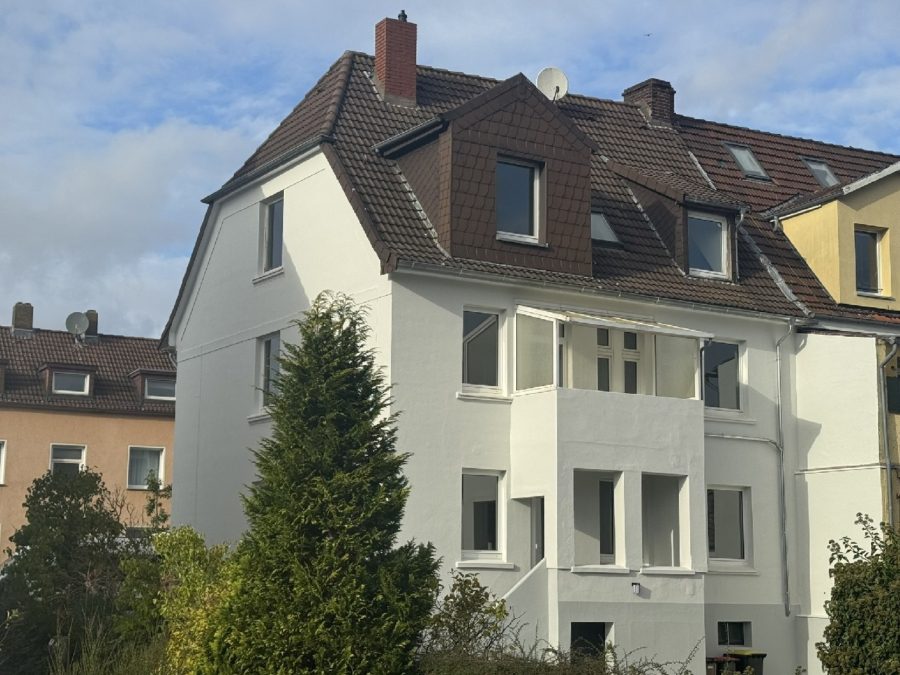 Seltene Kaufgelegenheit: Top-modernisiertes Dreifamilienhaus am Sonnenhügel, 49088 Osnabrück