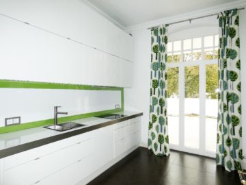 Wohnen am Westerberg in 1 A A Lage - Geräumige Küche mit Zugang zur Terrasse