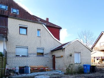 Handwerker aufgepasst! Sanierungsbedürftige Doppelhaushälfte in beliebter Wohnlage von Sutthausen - Machen Sie Ihr neues Zuhause daraus!